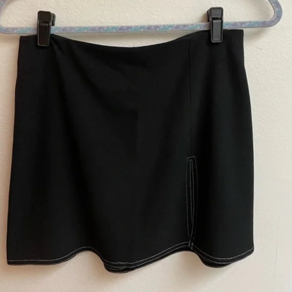 Reformation Wayne Two Piece Set (both pieces) - Picture 3 of 3